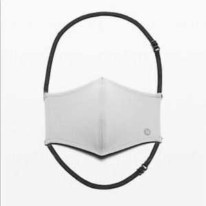 Lululemon mask